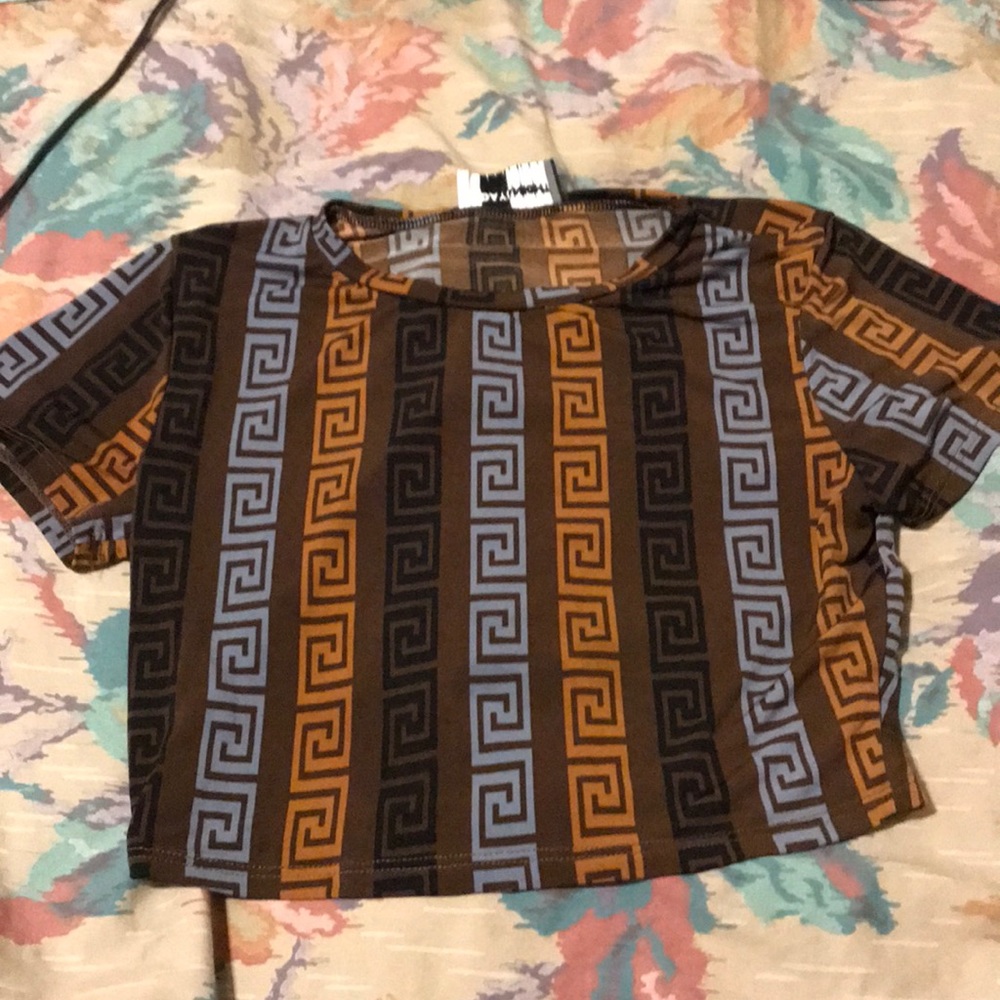 Crop top